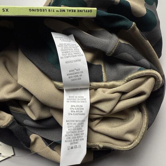 NWT OFFLINE By Aerie Real Me Xtra High Rise Crossover 7/8 Legging XS Camo Print - Picture 10 of 10